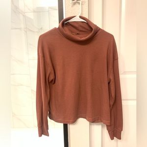 Mauve Pink Cropped turtle neck sweater